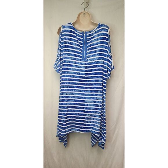 La Vanya Women's Striped V-neck Short Sleeve Hanky Hem Tunic Blouse Size 1X - Picture 7 of 8